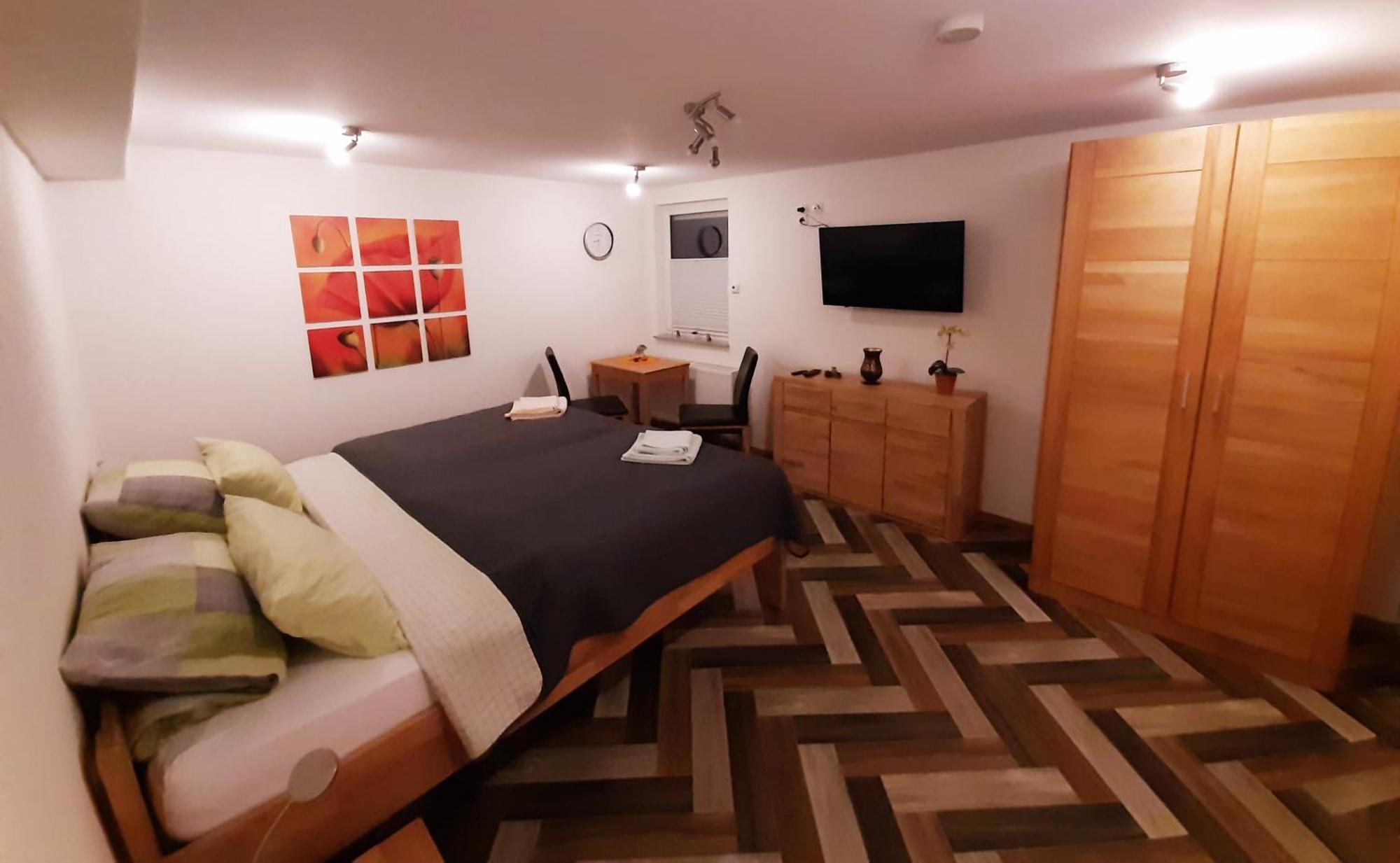 Ferienwohnung Am Steigerwaldrand Sugenheim Buitenkant foto