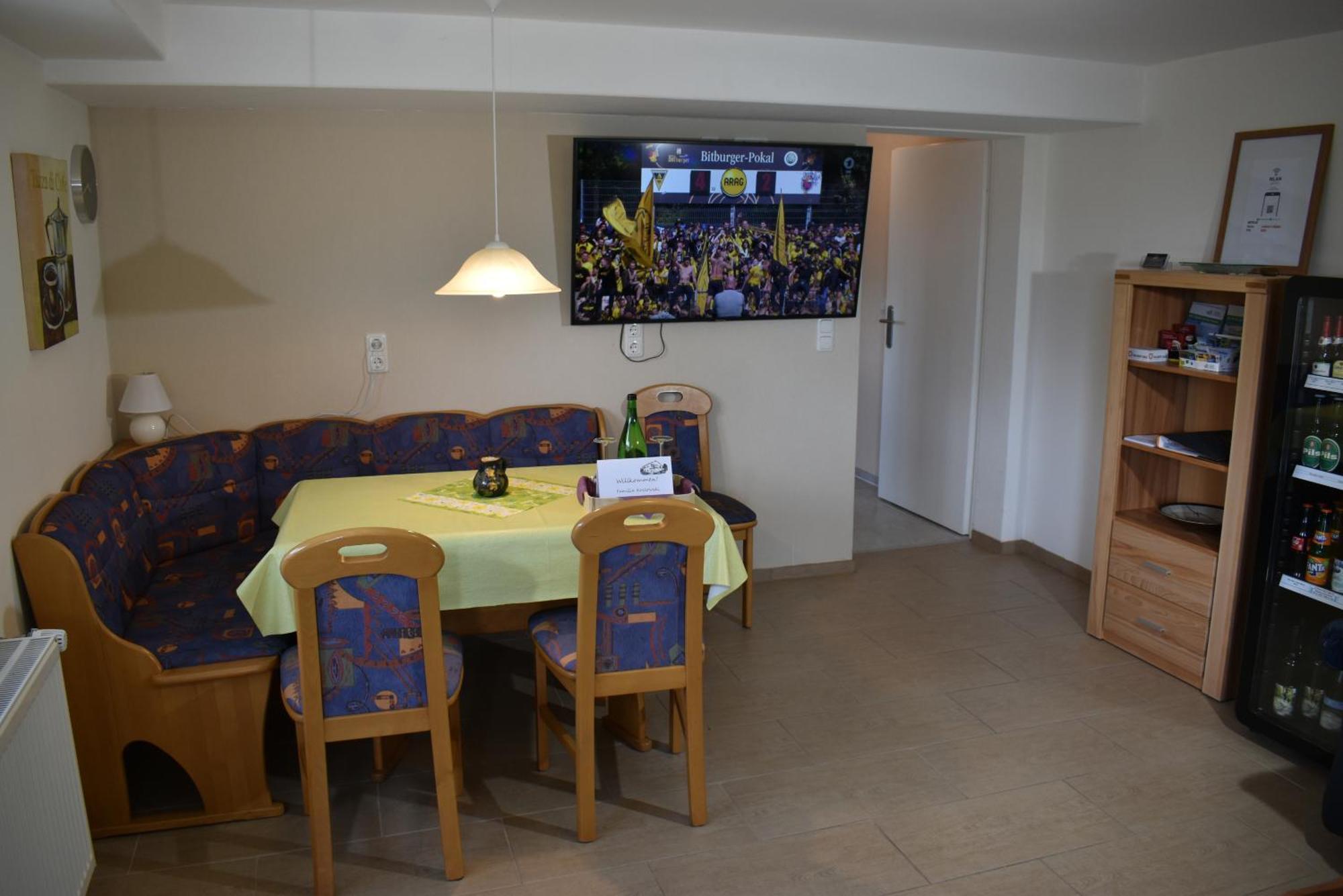 Ferienwohnung Am Steigerwaldrand Sugenheim Buitenkant foto