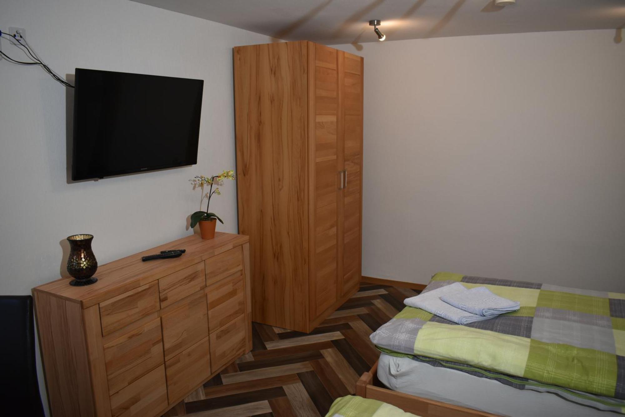Ferienwohnung Am Steigerwaldrand Sugenheim Buitenkant foto